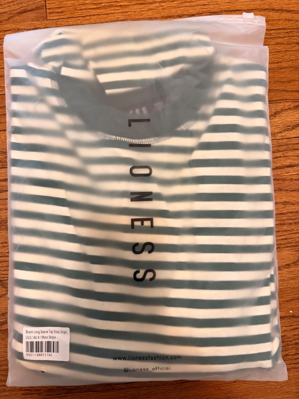 Lioness Bloom Long Sleeve Stripe - Picture 2 of 2